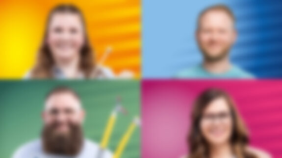 Vier geblurrte Gesichter, in der Mitte im Vordergrund die Headline „Face-Reveal: Das sind die neuen Gesichter unserer Kampagne“.